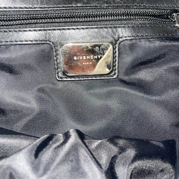 Givenchy backpack - Picture 3 of 3